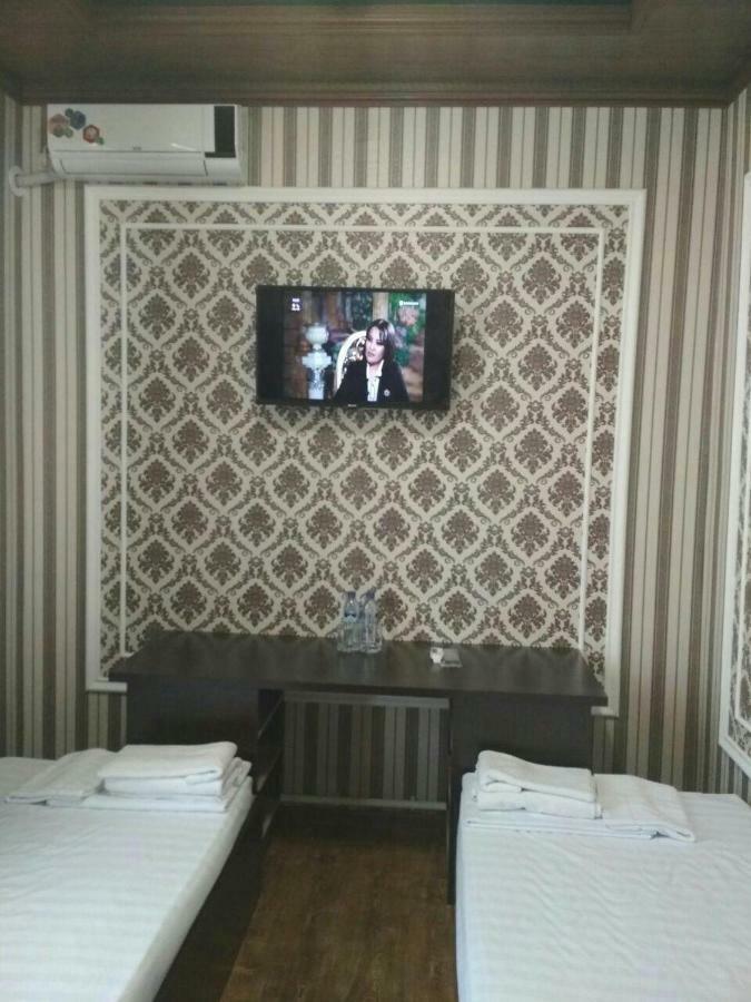 Hostel Farovon Marghilon Zewnętrze zdjęcie
