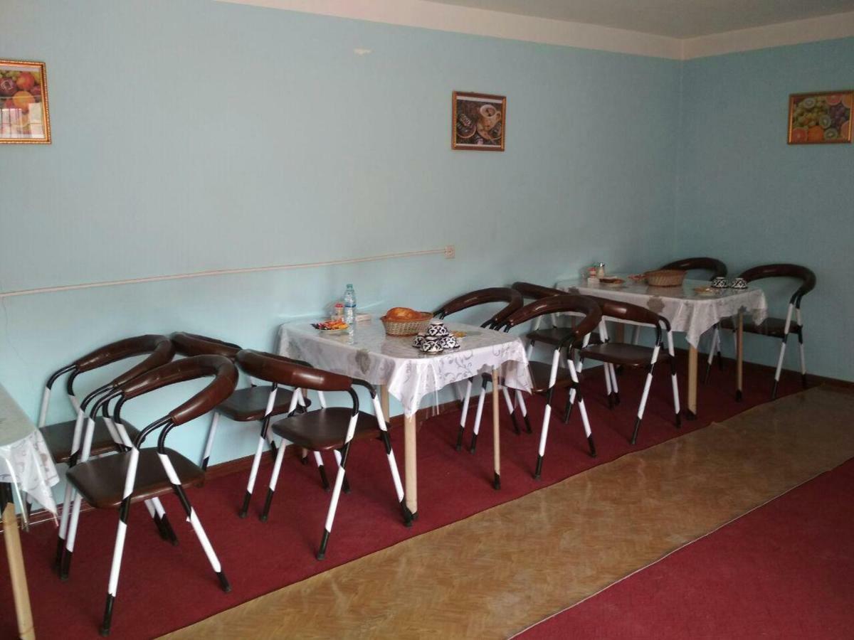 Hostel Farovon Marghilon Zewnętrze zdjęcie