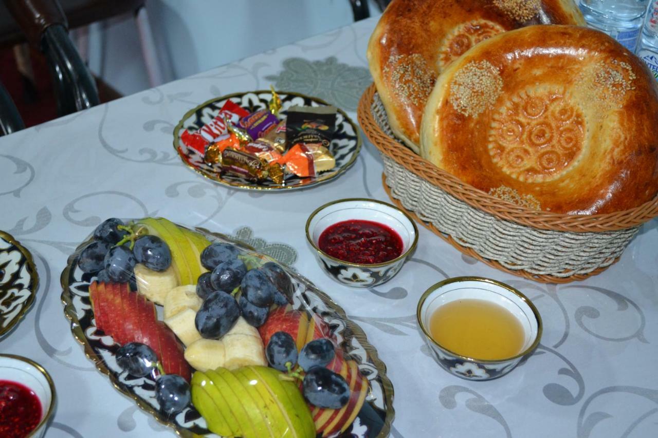 Hostel Farovon Marghilon Zewnętrze zdjęcie