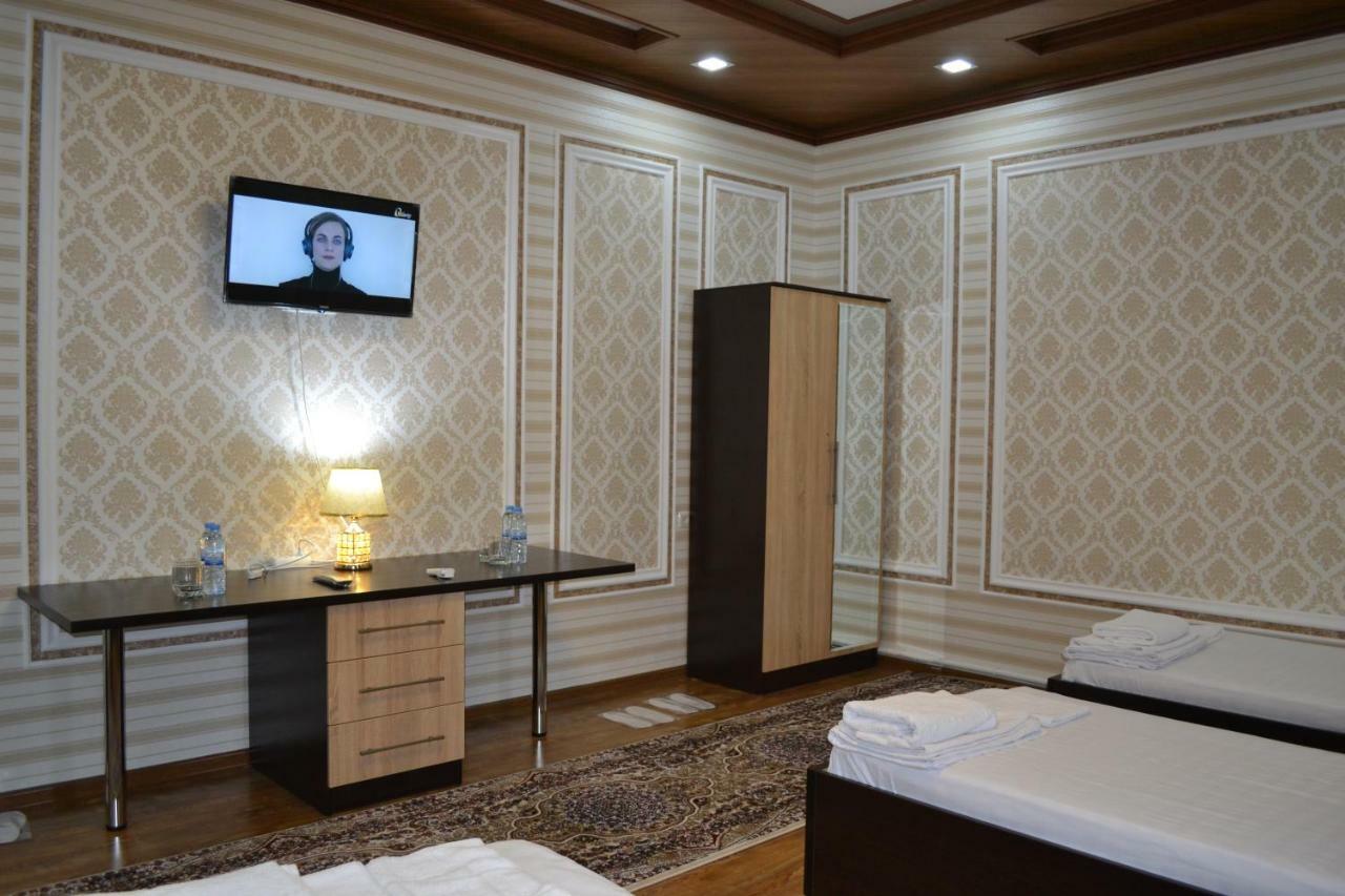 Hostel Farovon Marghilon Zewnętrze zdjęcie