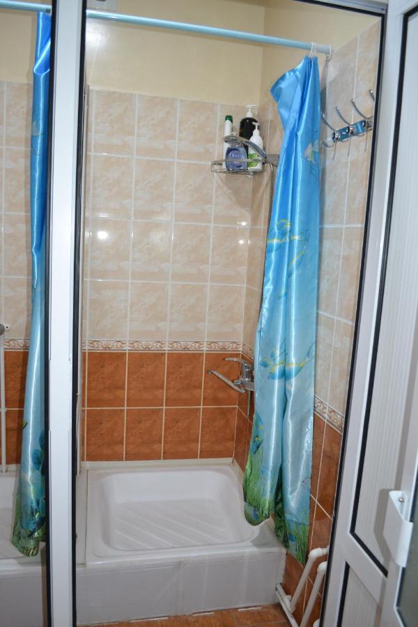 Hostel Farovon Marghilon Zewnętrze zdjęcie